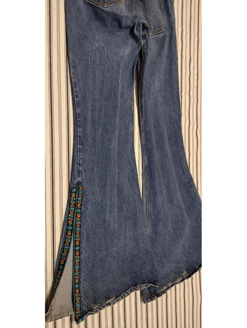 Vintage 90s Mudd Jeans Blue Denim Wide Bell Bottoms Waist 26 inch Epic SIDE SLIT